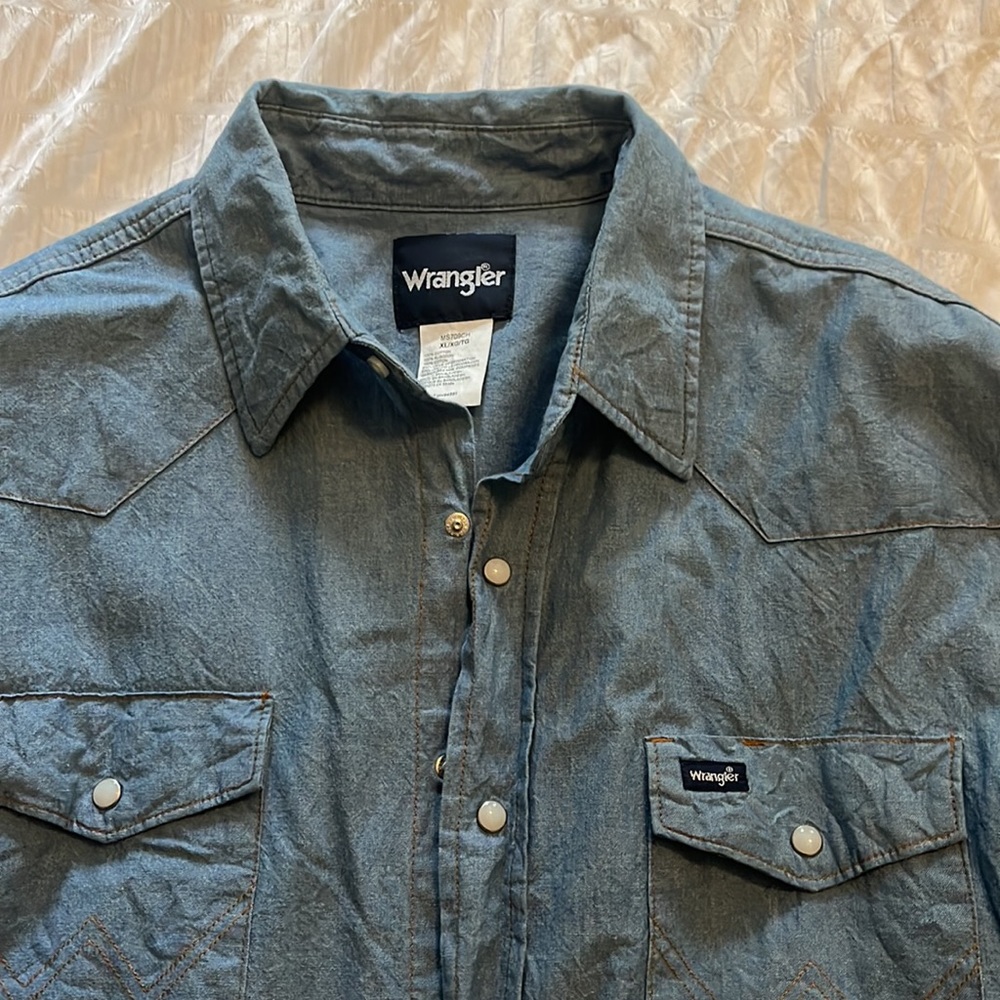 Wrangler denim pearl snap XL